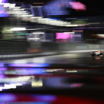 FIA betrapt twee teams op illegale banden en vuurt waarschuwingsschot af