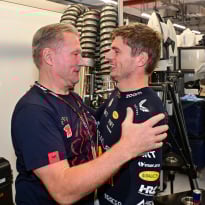 Max ARREMETE contra Horner