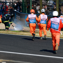 FIA overweegt ander materiaal skidblocks om bermbrandjes te voorkomen