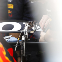 Should F1 experiment with DRS ban?