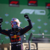Verstappen na Dutch Grand Prix aan het bier met prins Bernhard: "Geen 0.0 hoor"