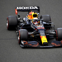 IN BEELD: Met deze schade reed Verstappen de Grand Prix van Hongarije uit