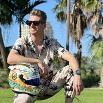 Hulkenberg reveals F1 champ NOT included in STAR-STUDDED WhatsApp group