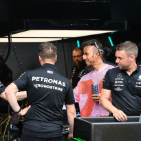 Hamilton: Nadie está contento con dónde estamos