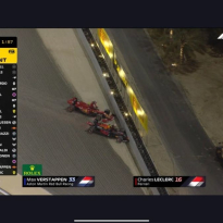 VIDEO: Verstappen en Leclerc crashen in openingsfase Bahrein