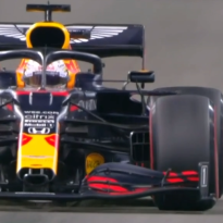 VIDEO: Verstappen gaat compleet uit zijn dak na veroveren poleposition