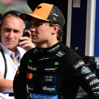 Oscar Piastri OUT as McLaren star crashes at Azerbaijan Grand Prix