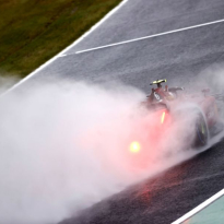 Sainz slates “worthless” deployment of Suzuka recovery vehicle