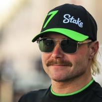 F1 fans stunned after Valtteri Bottas delivers New Year greeting with close up of his crotch