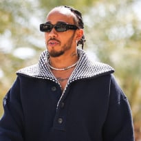 Hamilton relationship 'ENDS' as F1 legend looks for celebrity date
