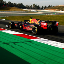 Gasly suffers big crash in Barcelona