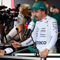 ÚLTIMA HORA: Aparatoso incidente de Alonso en el GP de Italia