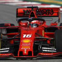 Ochtendsessie zevende testdag: Leclerc klokt snelste tijd van de wintertest, Hamilton productief