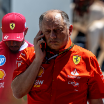 Italiaanse media melden "verhitte sfeer" binnen Ferrari na botsing tussen Vasseur en technisch kopstuk