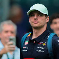 Verstappen lijkt wereldtitel nu al op te geven: "We zitten er mijlenver vandaan"