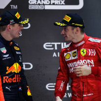 Dit is het verschil in salaris tussen Verstappen en Leclerc