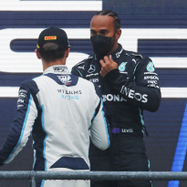 Coulthard verwacht pittige strijd tussen Russell en Hamilton: 'Maar dan groeit hij als man'