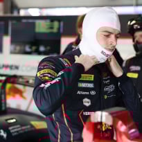 Lulham en Vermeulen tevreden met kampioenschap voor team Verstappen: "Liep op rolletjes"