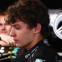 Mercedes pone en RIESGO el futuro de Antonelli en la F1