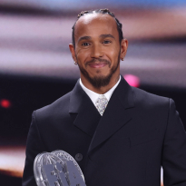 Hamilton addresses F1 fans directly for first time since Ferrari switch