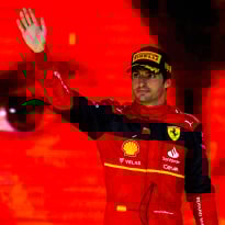 Ferrari fans ECSTATIC as Sainz beats Verstappen in Monza qualifying