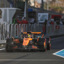 LIVE (gesloten) | Tweede vrije training F1 GP Saoedi-Arabië: McLaren één-twee, Tsunoda crasht