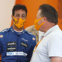 Ricciardo: "Er zijn wel wat gesprekken met Ferrari gevoerd"