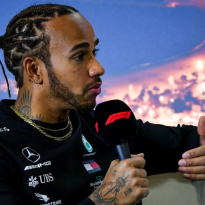 Hamilton: Mercedes struggling with power-reliability balance