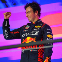 Hill: Perez proving he will not be "pushed around" at Red Bull