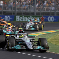 Häkkinen over titelstrijd: ''Kan uitgroeien tot gevecht tussen drie teams''
