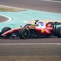 Hamilton muestra una NUEVA función de F1 por primera vez