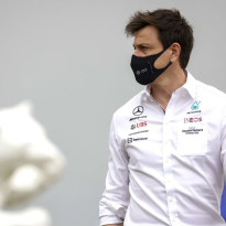 Wolff over druk in titelstrijd met Red Bull: "Het is eigenlijk minder geworden"