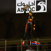 Verstappen over Abu Dhabi: 'Hij had niet verwacht dat ik daar zou inhalen'