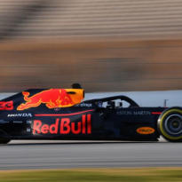 Verstappen redelijk tevreden over wintertest: 'De long runs zien er positief uit'