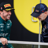 Alonso, DECEPCIONADO por Aston Martin