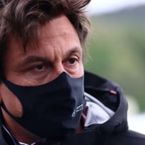 Wolff erg pessimistisch: 'Wordt erg lastig voor ons met zulke prestaties van Verstappen'