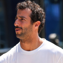 Aussie F1 legend Daniel Ricciardo swaps four wheels for two in stunning new video