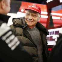 Lauda no longer setting date for F1 return