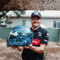 Bottas special edition Australian GP helmet set for Save the Children auction