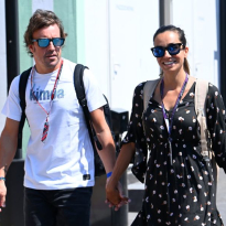 Alonso apunta a extender su estadía en Aston Martin