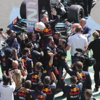 Verstappen reageert op social media op overwinning: 'De start maakte mijn race'