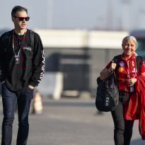 'Hamilton neemt vlak voor start 2026 plotseling afscheid van manager Hynes'