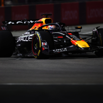 LIVE (gesloten) | GP Las Vegas: Verstappen rijdt weg van Norris en Russell, jaagt op overwinning