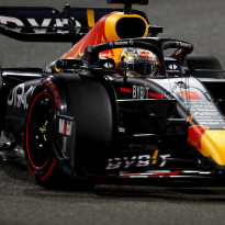 Falta de combustible, posible causa de falla en coche de Checo y Verstappen