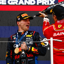 Red Bull advised to replace Verstappen with F1 rival