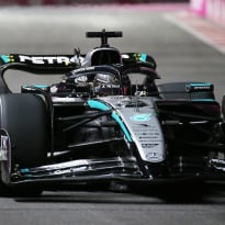 Russell de snelste in VT3 voor Verstappen, McLaren-duo stijf onderaan terug te vinden