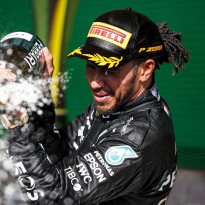 Hamilton verrast Bleekemolen niet meer: ‘Wel gevaarlijke move van Mercedes’