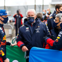Horner niet te voorbarig: "Toen reed Mercedes ons ook alsnog zoek"