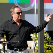 Why is Martin Brundle absent from the Las Vegas Grand Prix?