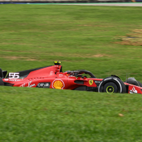 Ferrari het snelst tijdens enige training in São Paulo, Verstappen zestiende